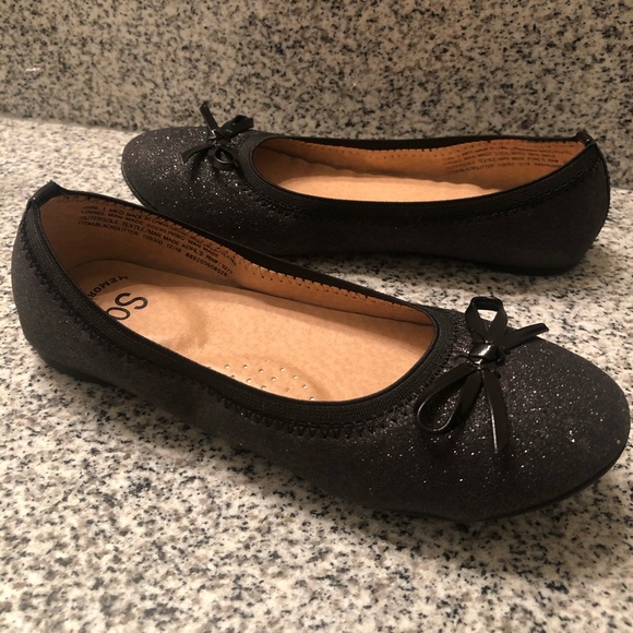 Girls Glitter Ballet Flats - Size 1 - Picture 2 of 4